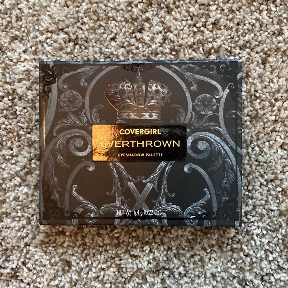 🔴Covergirl Overthrown Eyeshadow Palette